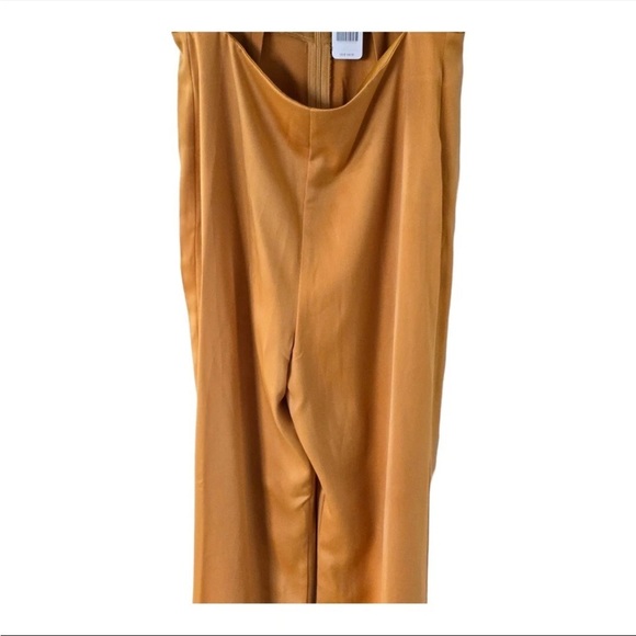 $149 Bebe  JUMPSUIT Women Medium Cut Out Yellow Wide LegSleeveless New - Picture 8 of 16